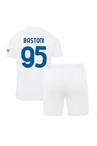 Inter Milan Alessandro Bastoni #95 Jalkapallovaatteet Lasten Vieraspeliasu 2023-24 Lyhythihainen (+ Lyhyet housut)